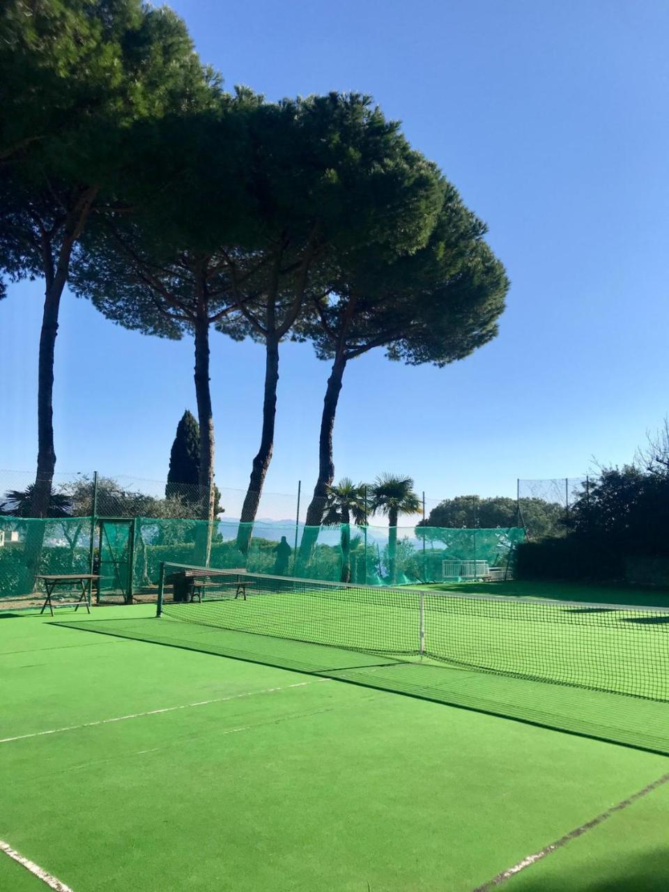 Residence "Delfino" Con Piscina E Campo Da Tennis Рапалло Экстерьер фото